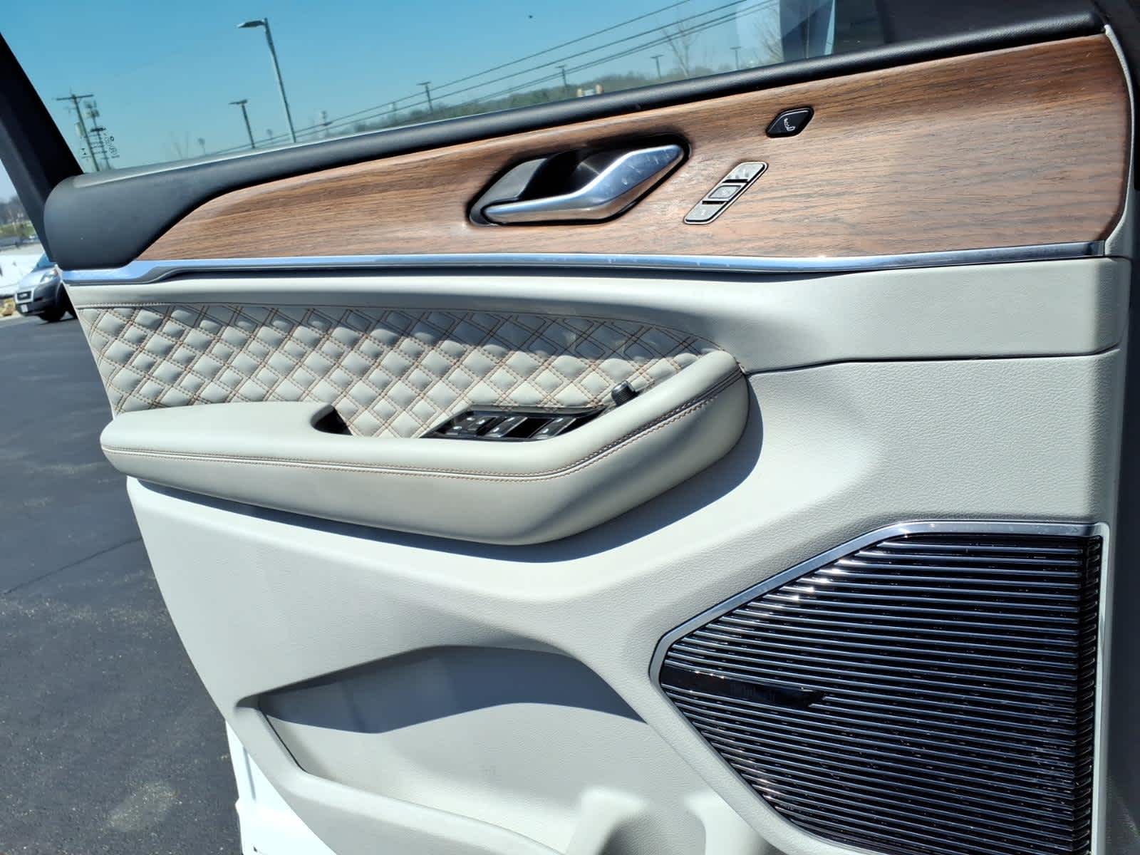 2022 Jeep Grand Cherokee Summit