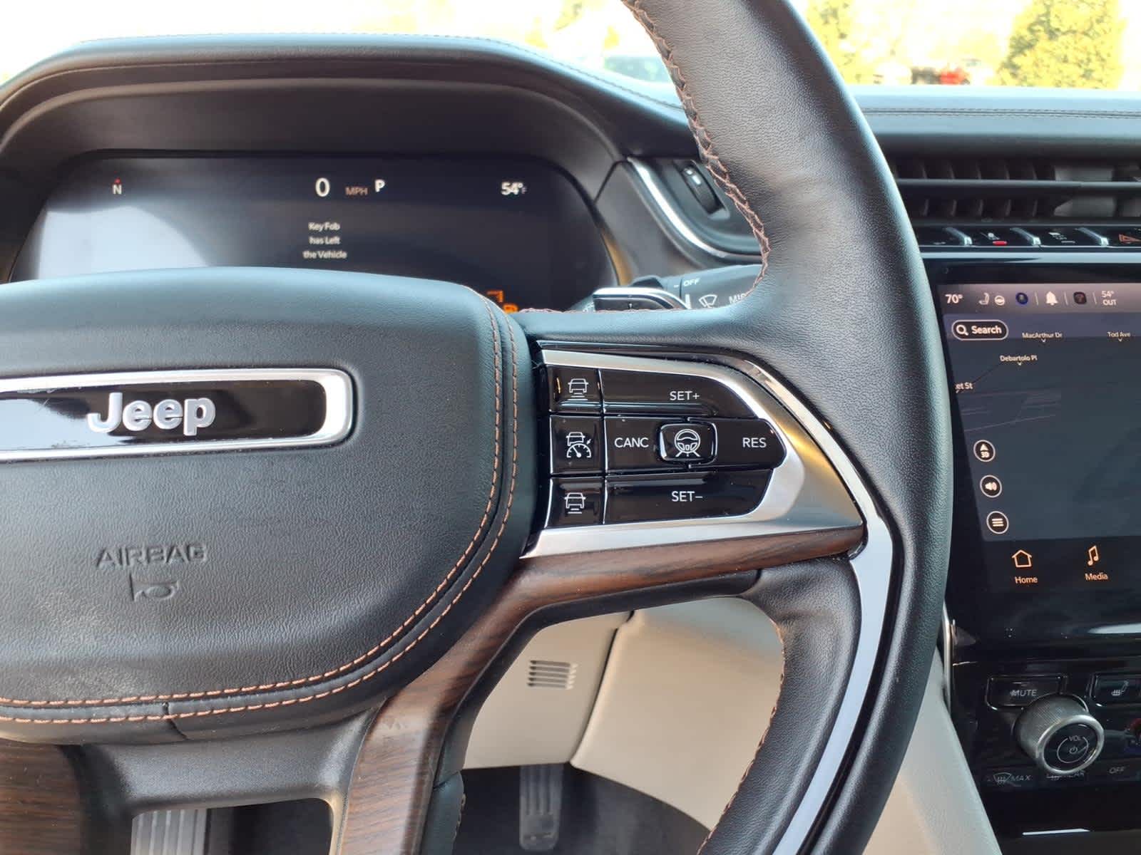2022 Jeep Grand Cherokee Summit