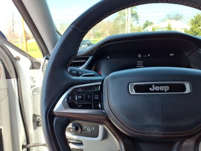 2022 Jeep Grand Cherokee Summit