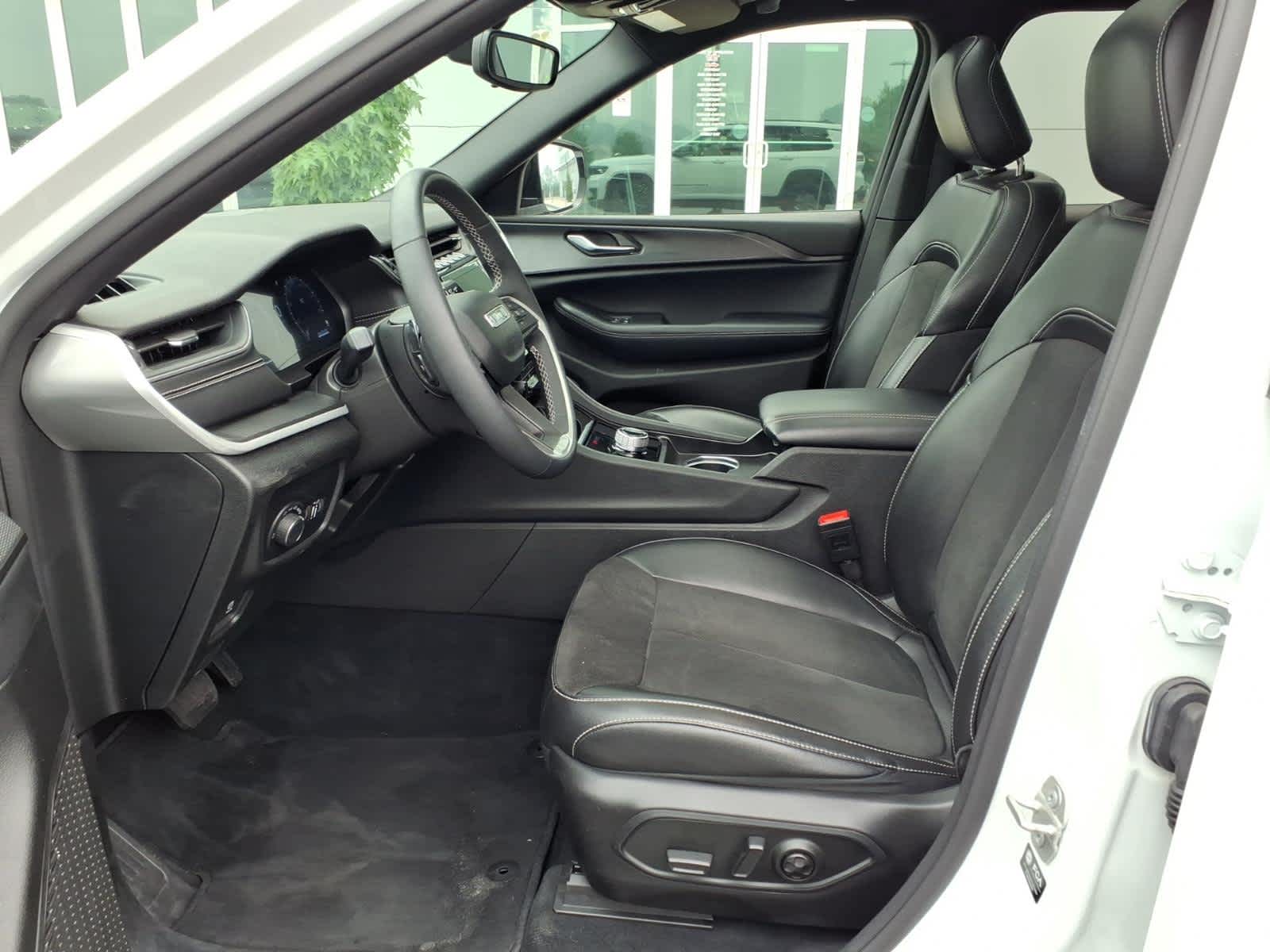 2024 Jeep Grand Cherokee L Altitude X