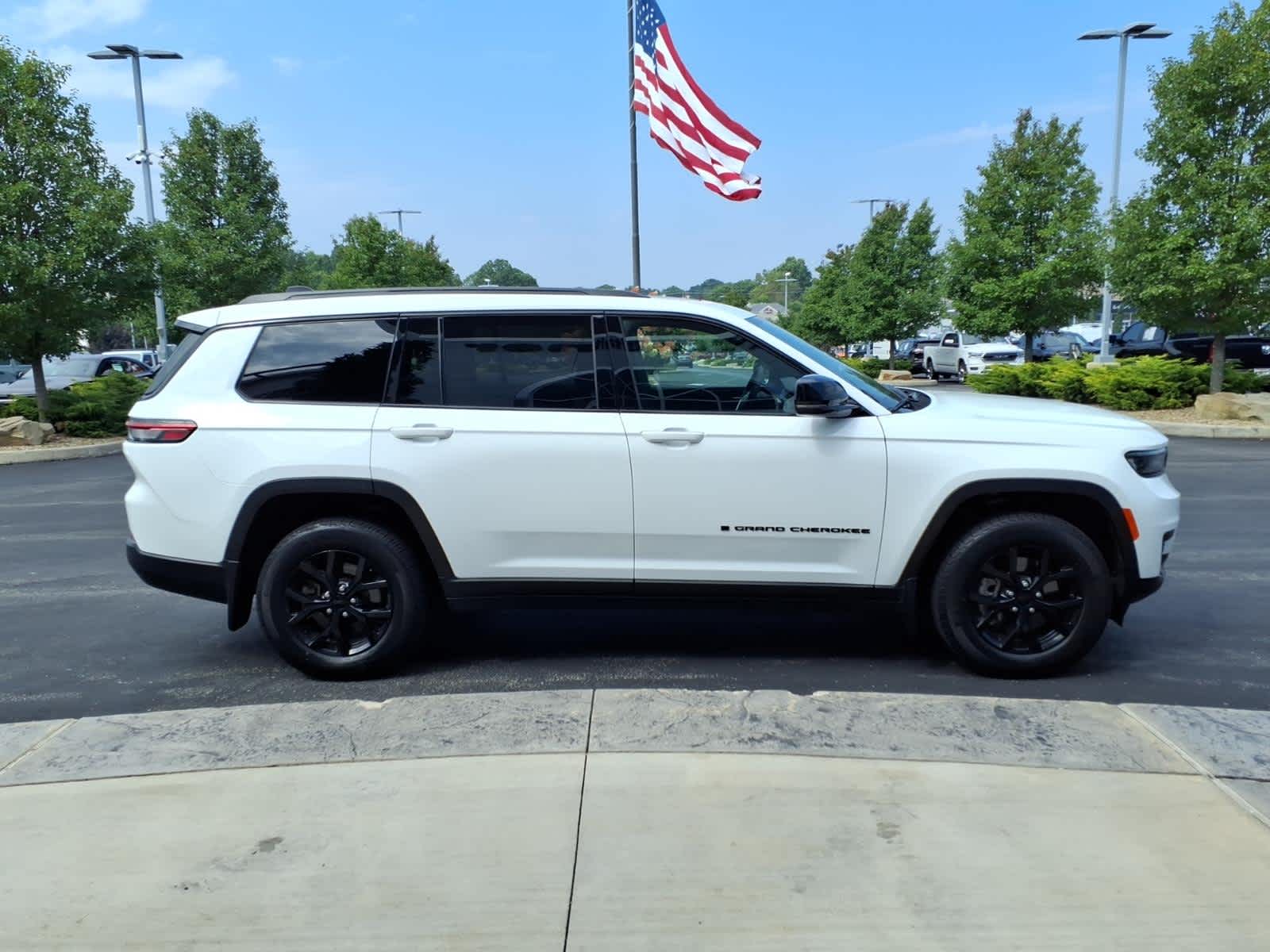 2025 Jeep Grand Cherokee L Altitude X