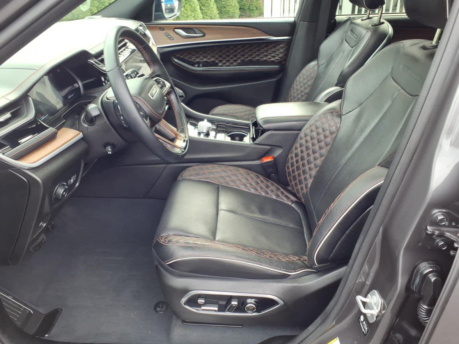 2023 Jeep Grand Cherokee L Summit