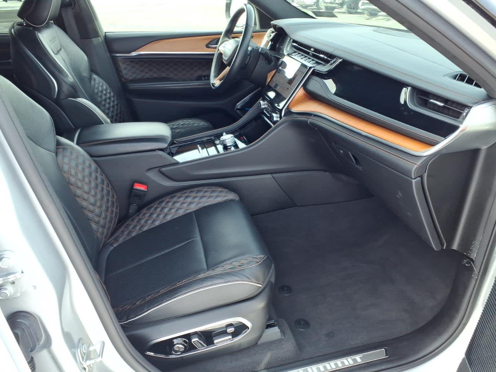 2022 Jeep Grand Cherokee L Summit Reserve
