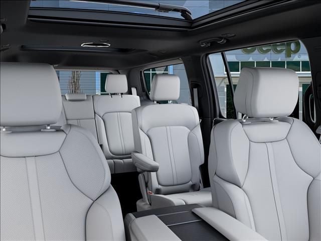 2026 Jeep Grand Wagoneer Base