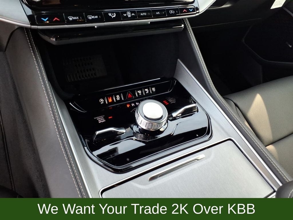 2026 Jeep Grand Wagoneer Base