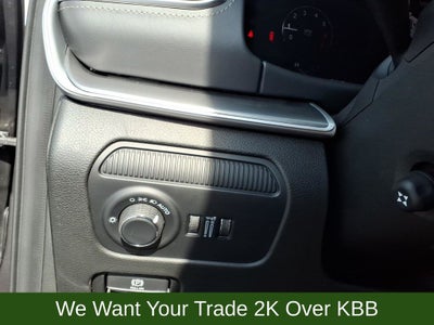 2026 Jeep Grand Wagoneer Base