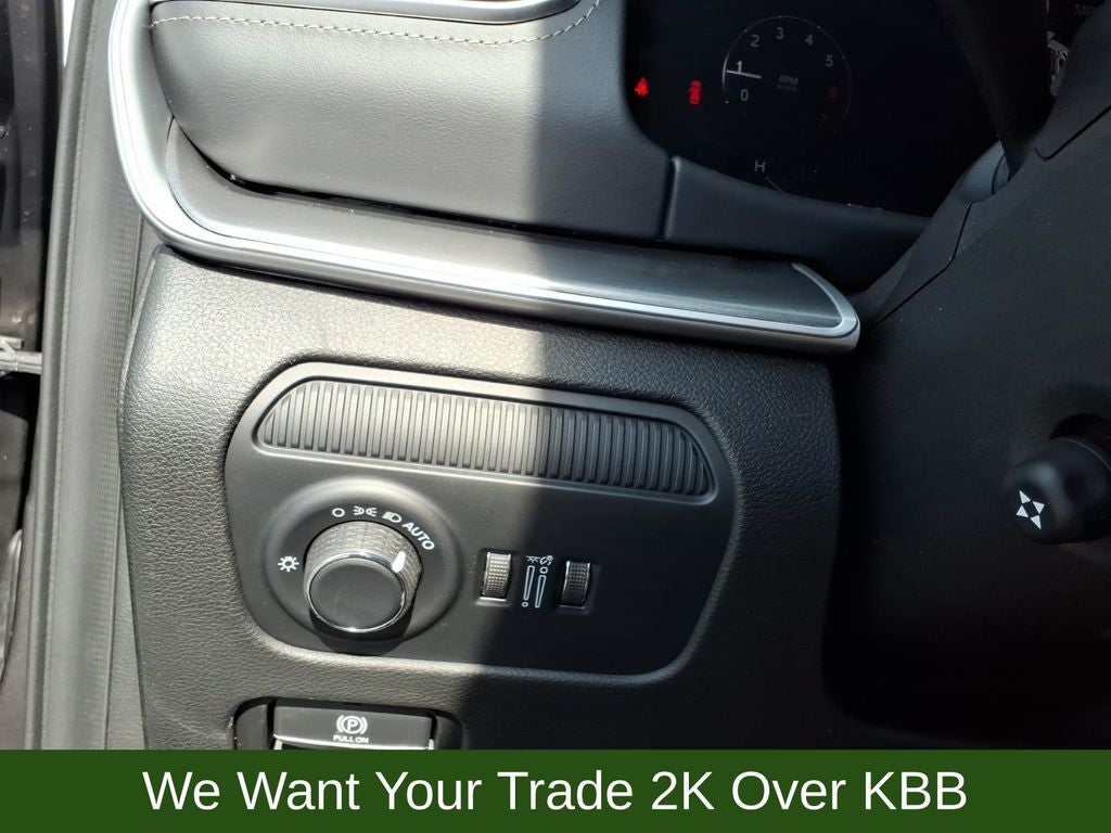 2026 Jeep Grand Wagoneer Base