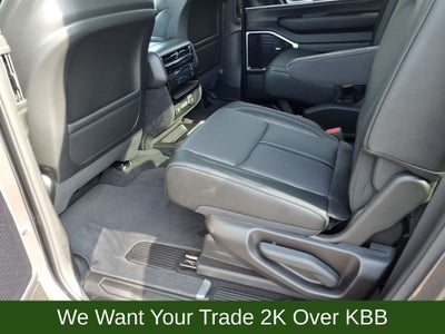 2026 Jeep Grand Wagoneer Base