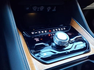 2022 Jeep Grand Wagoneer Series III