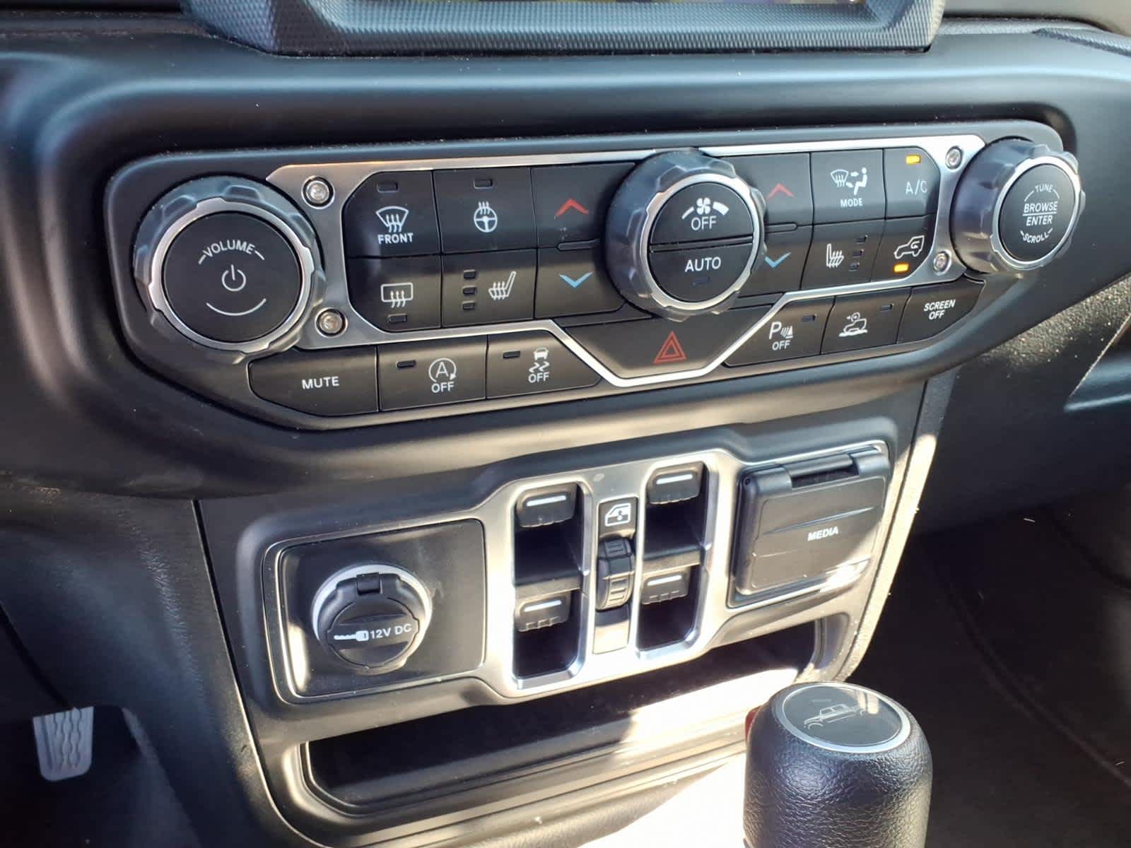 2023 Jeep Gladiator Sport S