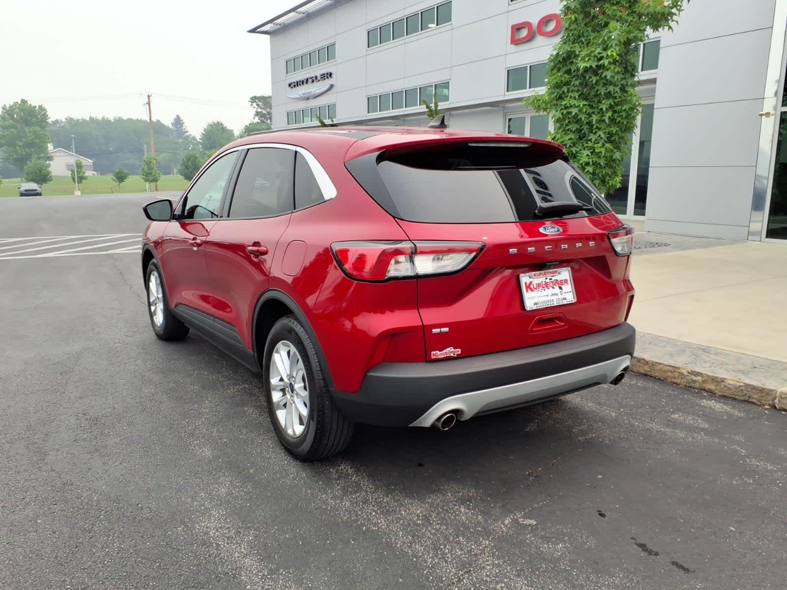 2020 Ford Escape SE