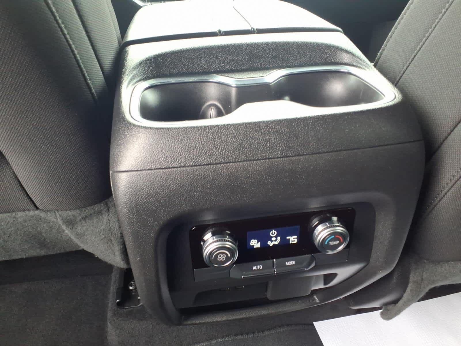 2025 GMC Acadia AWD Elevation