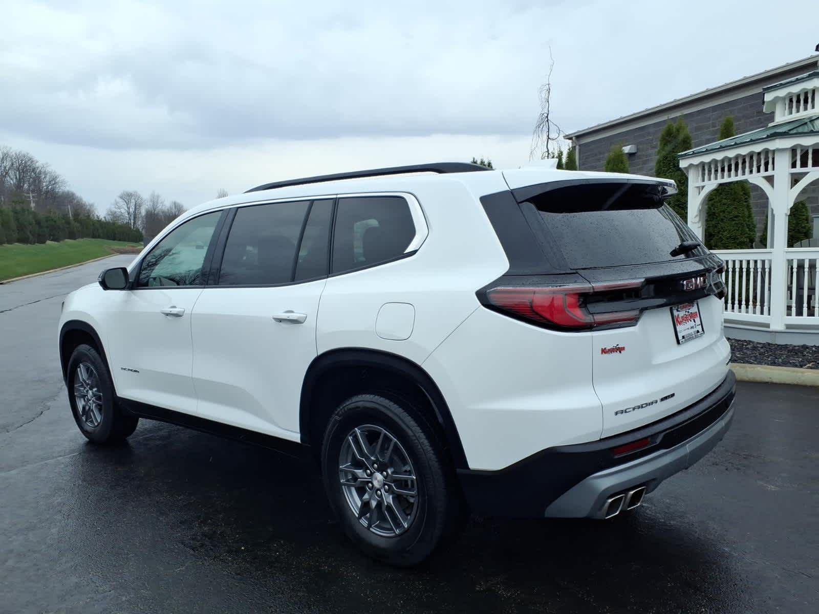 2025 GMC Acadia AWD Elevation