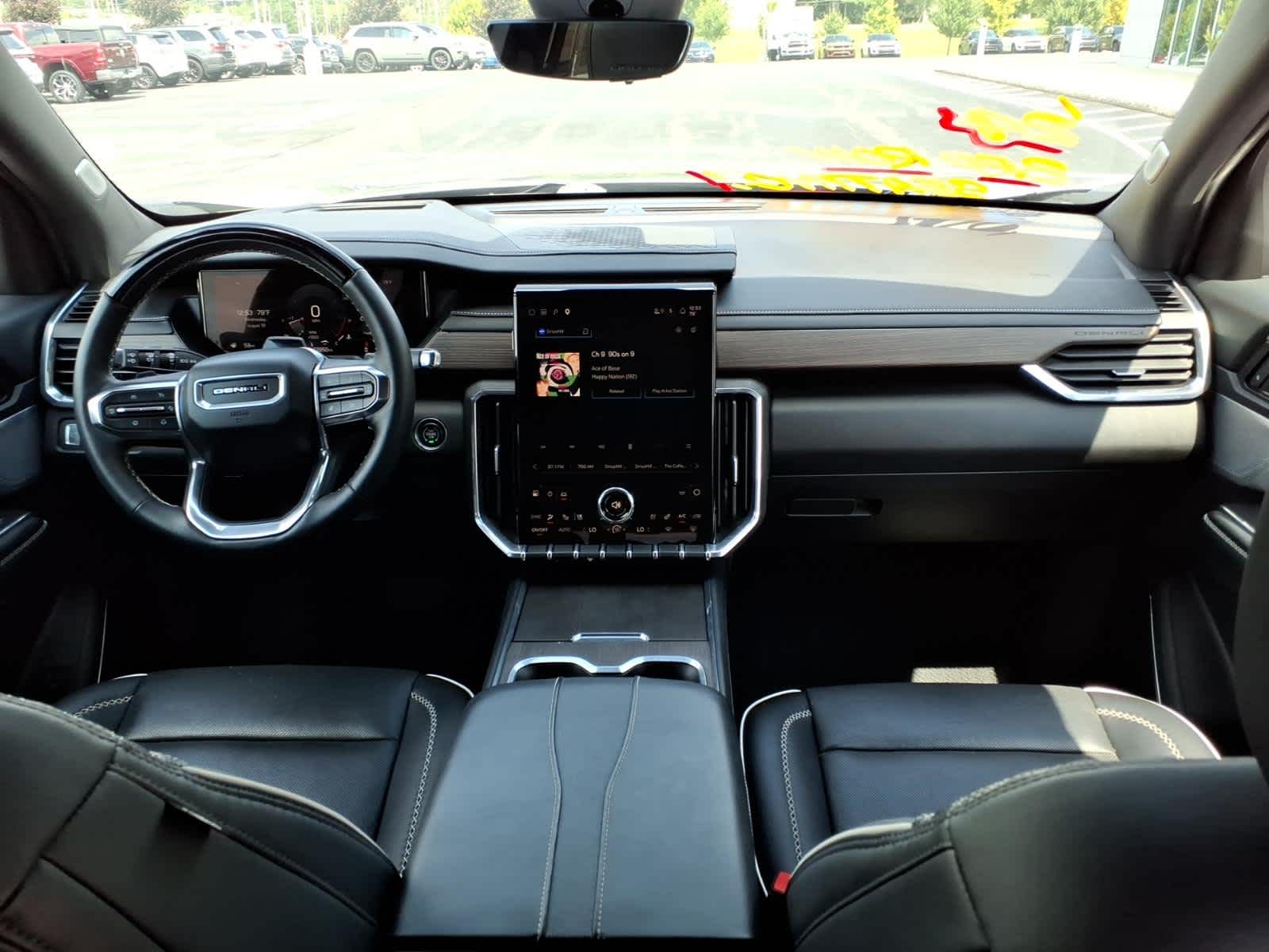 2024 GMC Acadia AWD Denali