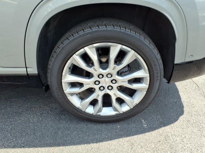 2024 GMC Acadia AWD Denali