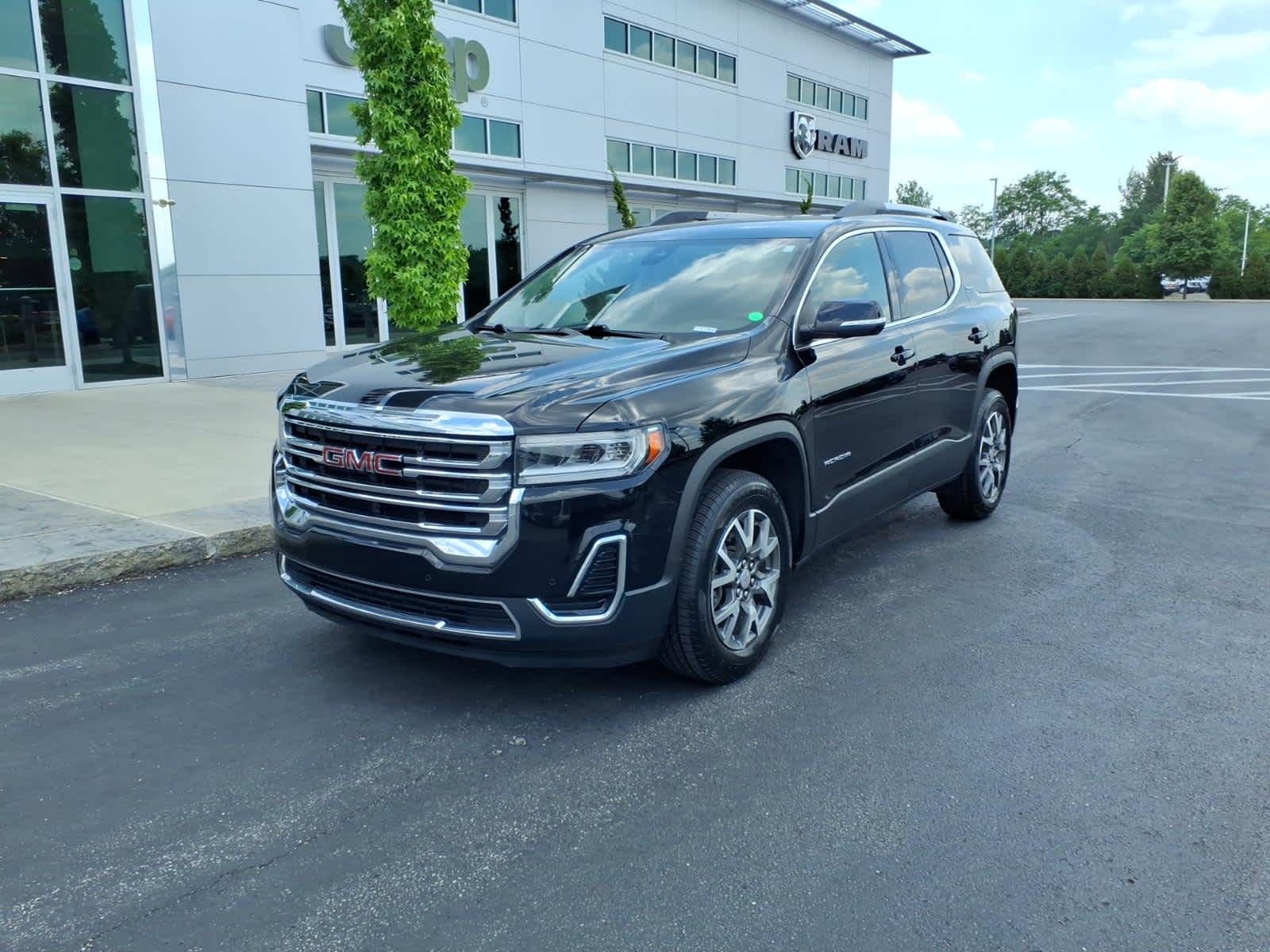 2022 GMC Acadia SLE