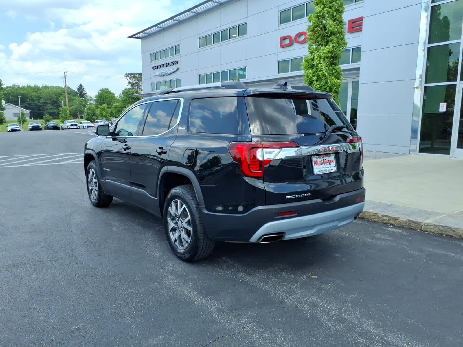 2022 GMC Acadia SLE