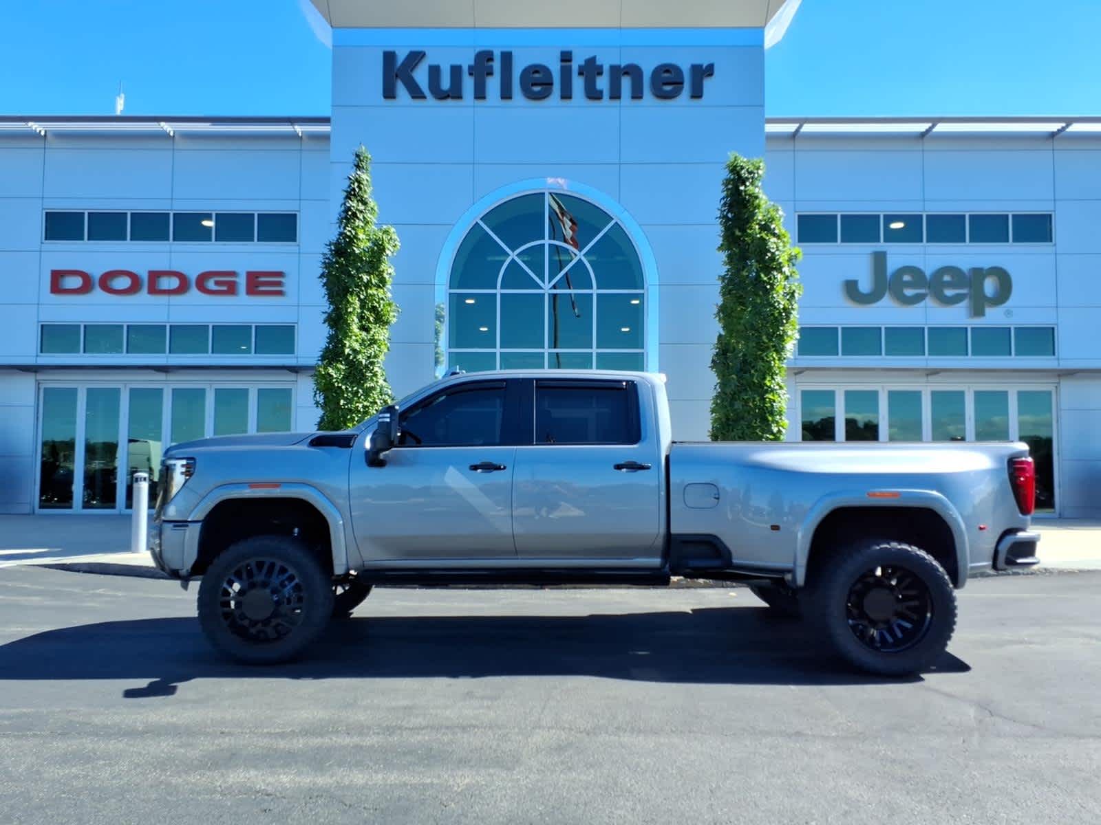 2025 GMC Sierra 3500HD Denali Ultimate