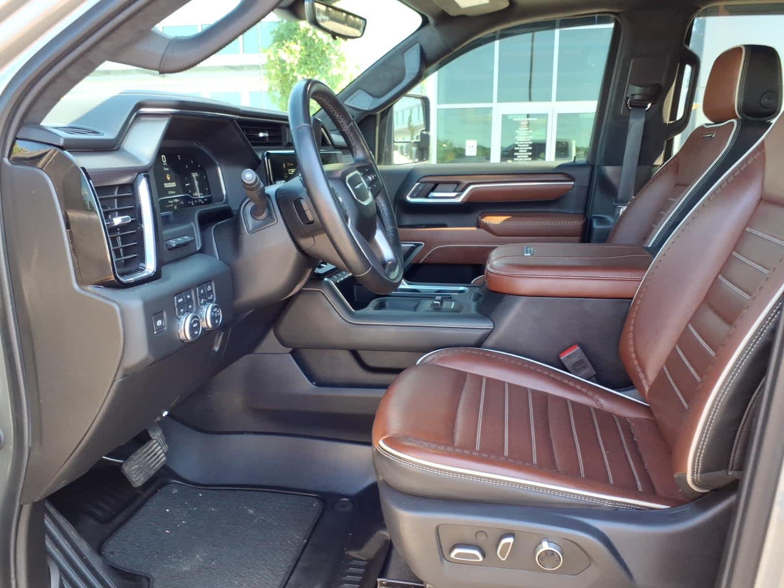 2025 GMC Sierra 3500HD Denali Ultimate