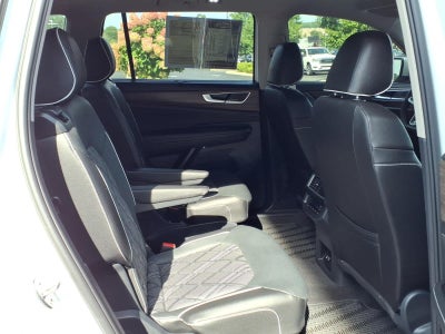 2025 Volkswagen Atlas 2.0T SEL Premium R-Line