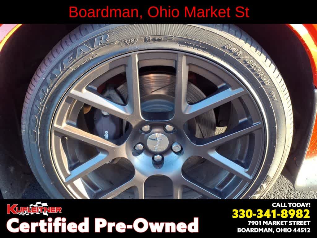 2016 Dodge Challenger 392 Hemi Scat Pack Shaker