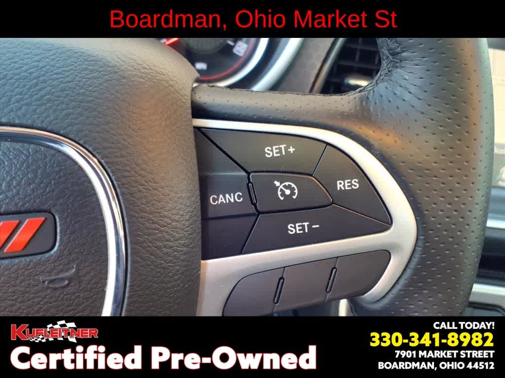 2016 Dodge Challenger 392 Hemi Scat Pack Shaker