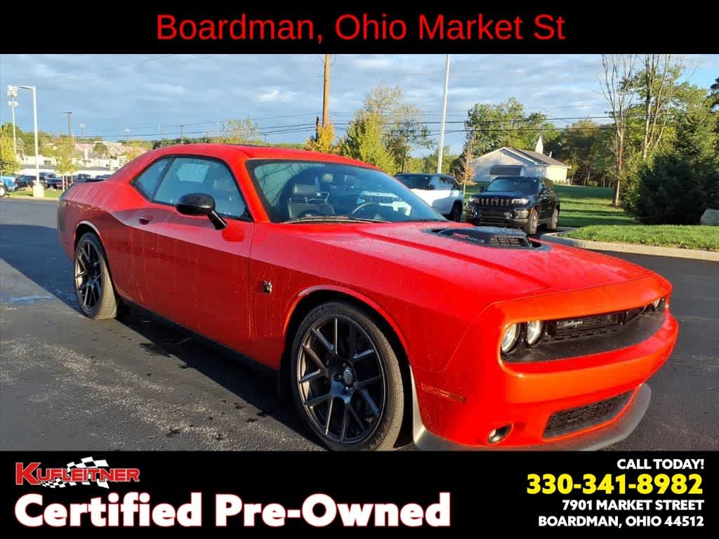 2016 Dodge Challenger 392 Hemi Scat Pack Shaker