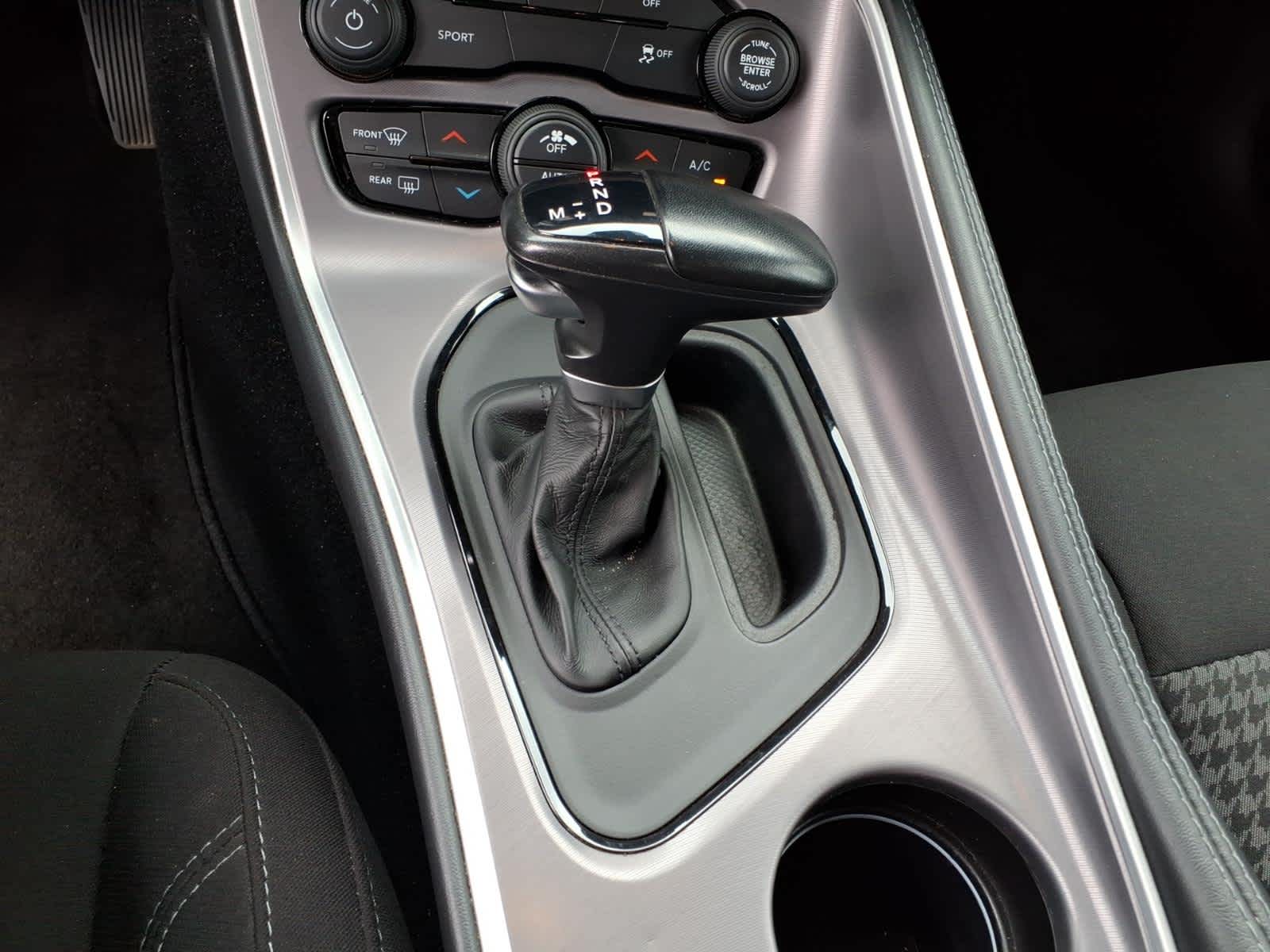 2022 Dodge Challenger SXT