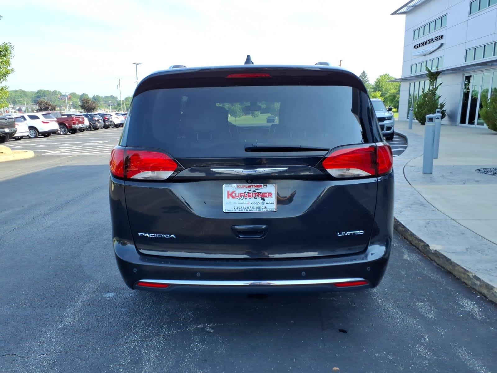 2020 Chrysler Pacifica Limited