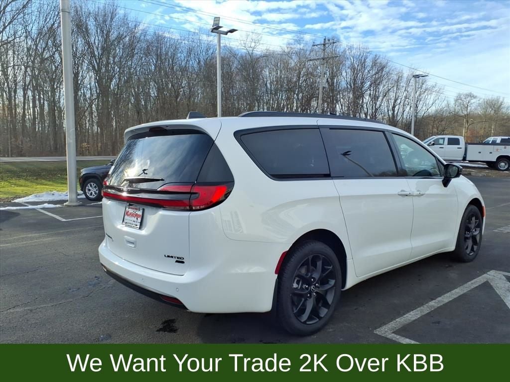 2026 Chrysler Pacifica Limited