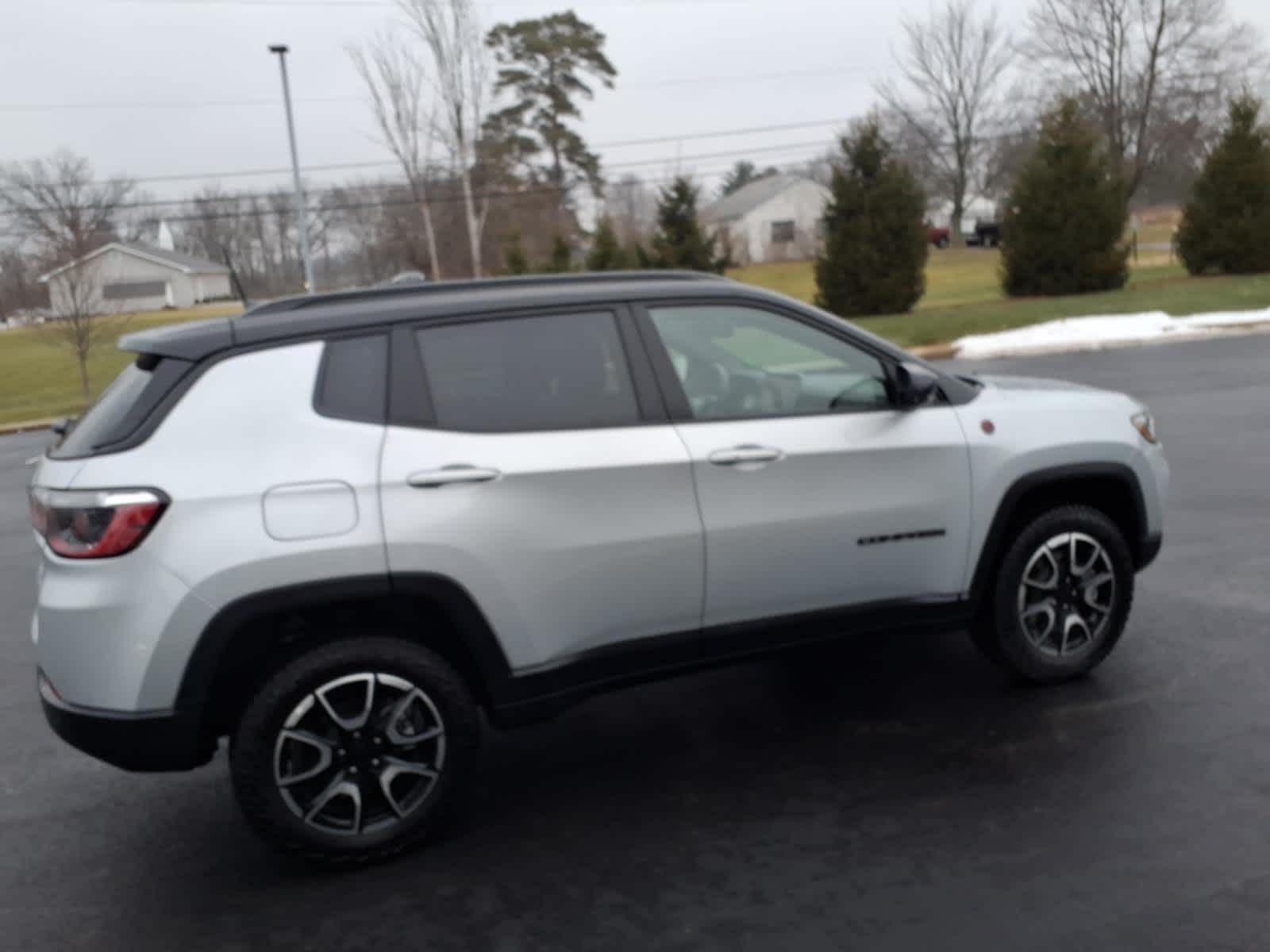 2024 Jeep Compass Trailhawk