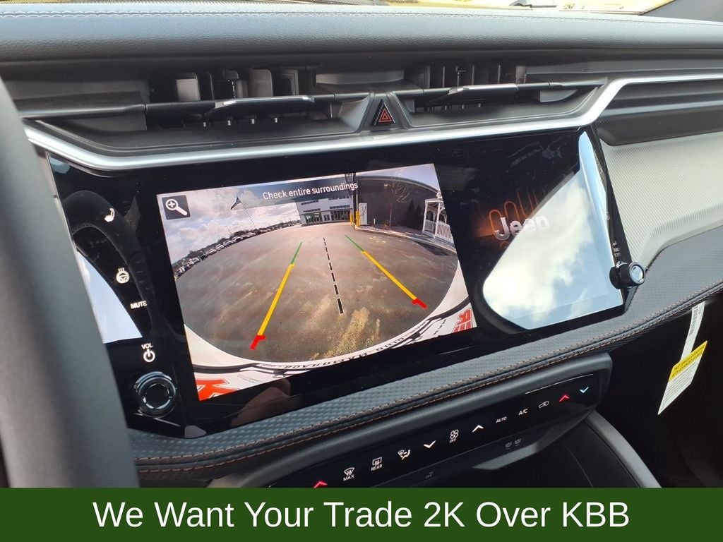 2026 Jeep Cherokee Laredo