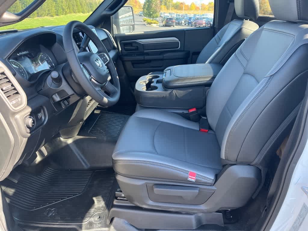 2025 RAM 5500 Chassis Cab Tradesman