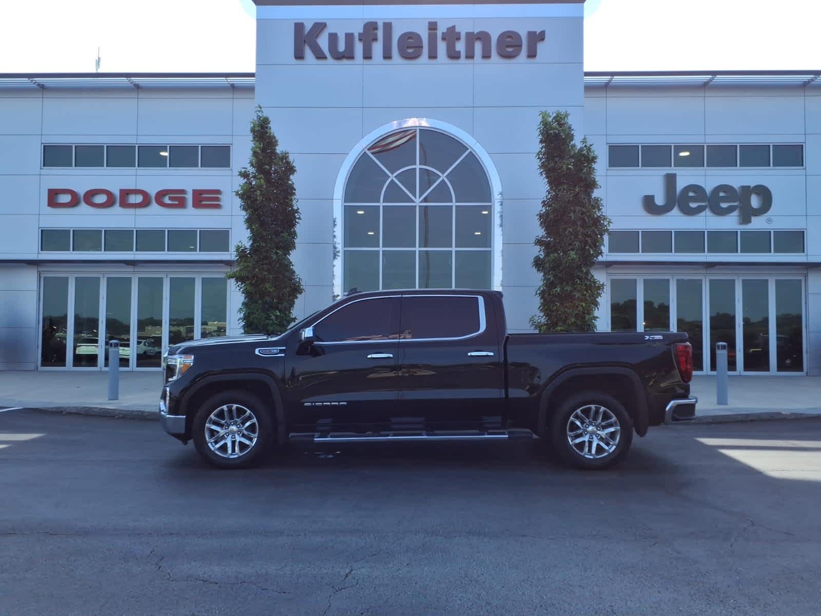 2021 GMC Sierra 1500 SLT