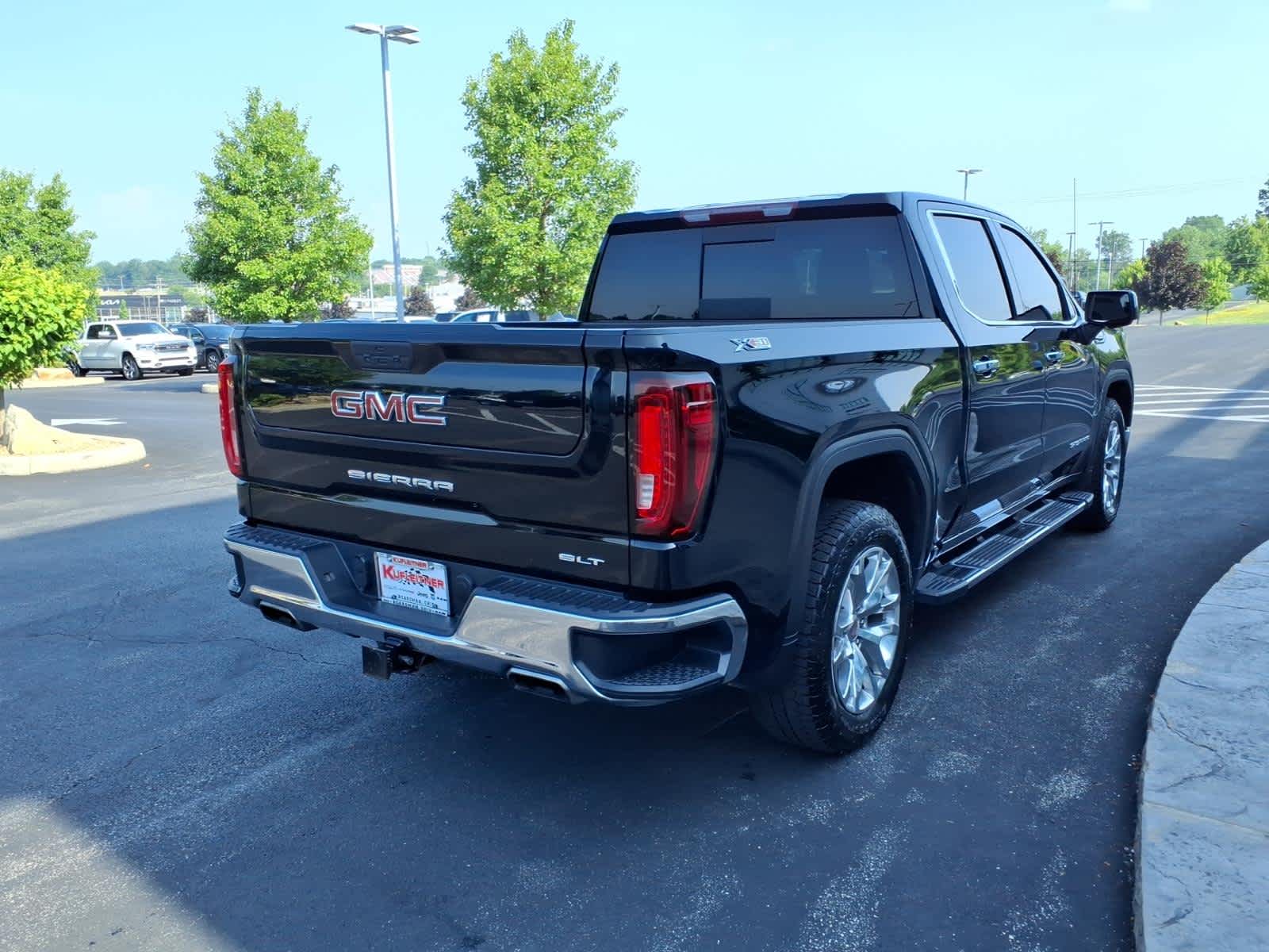 2021 GMC Sierra 1500 SLT