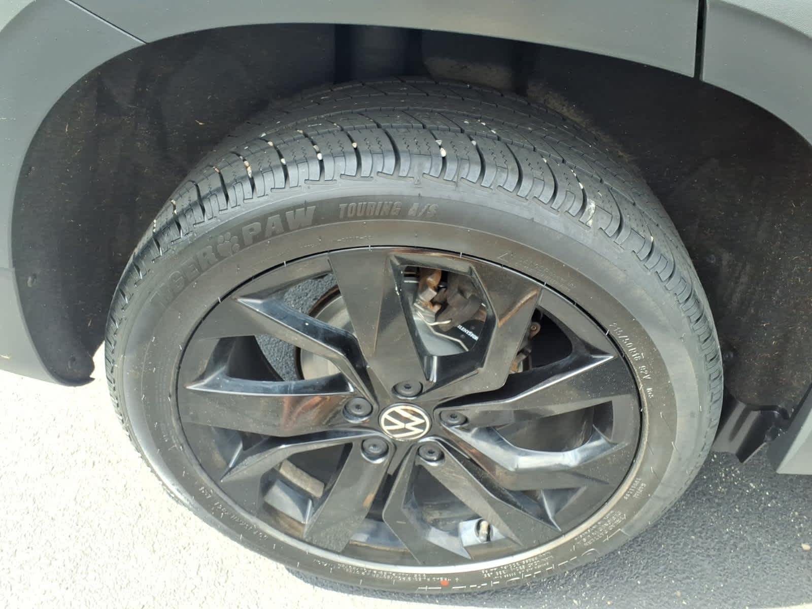 2022 Volkswagen Taos SE