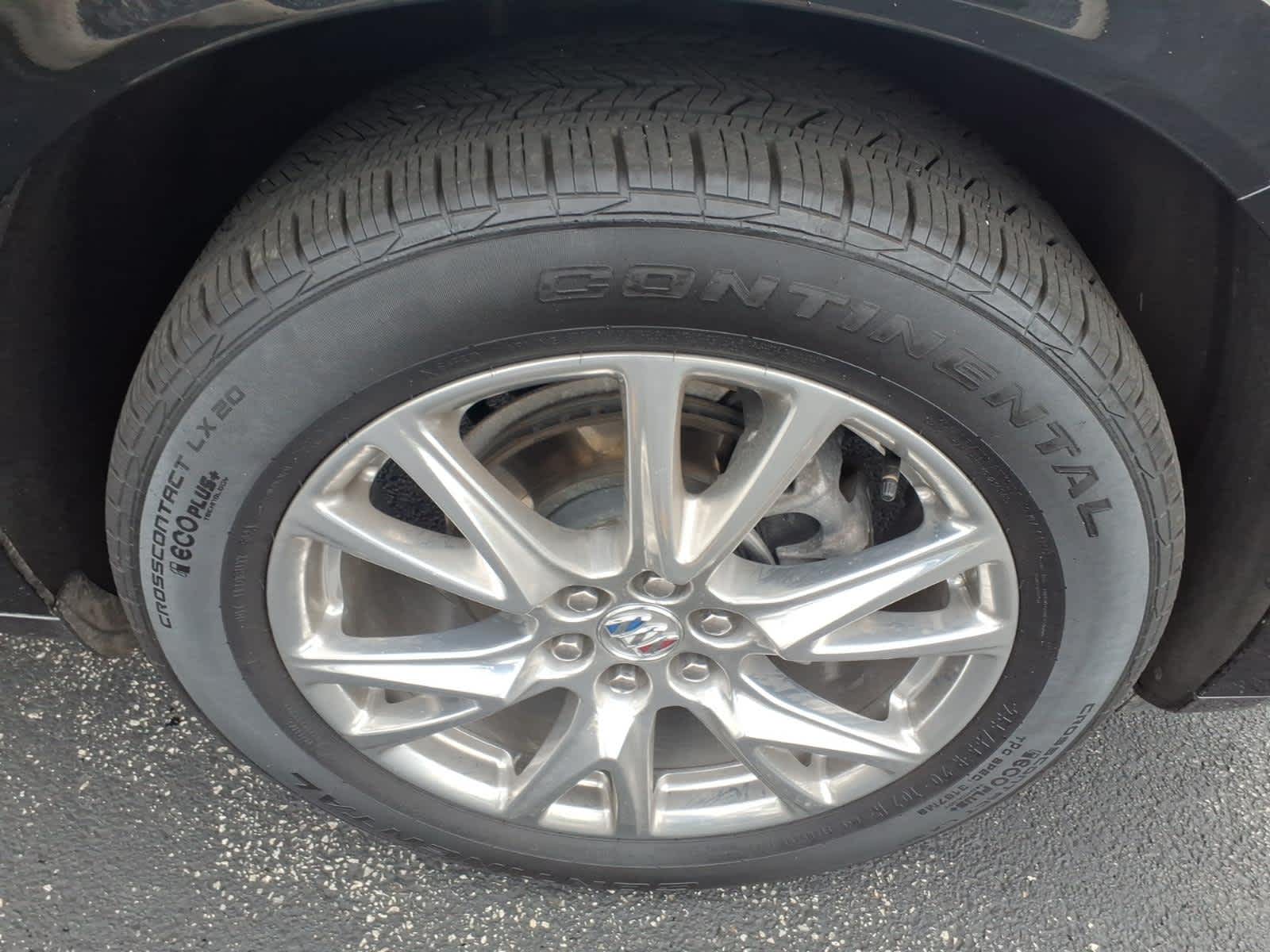 2024 Buick Enclave Essence