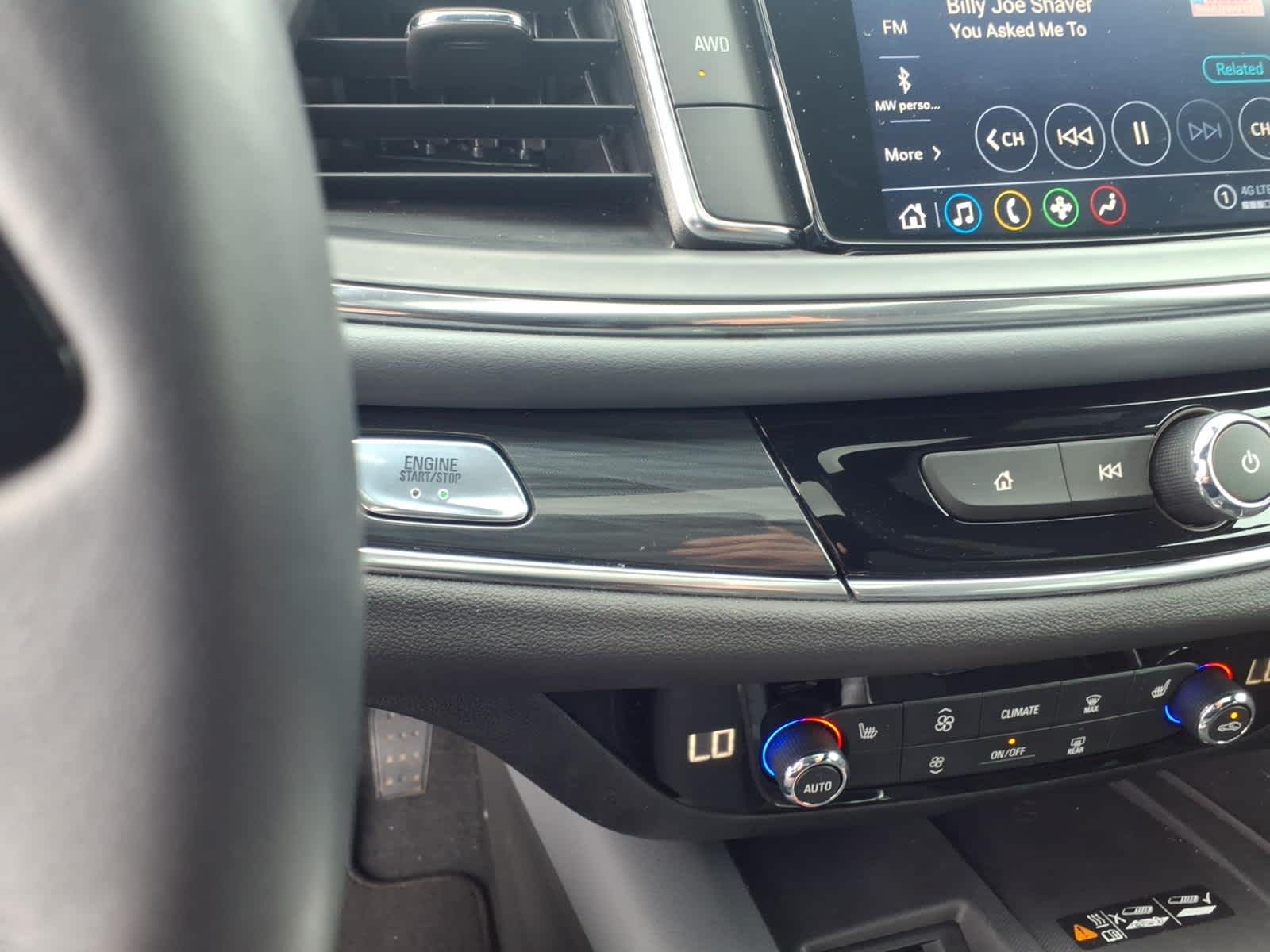 2024 Buick Enclave Essence