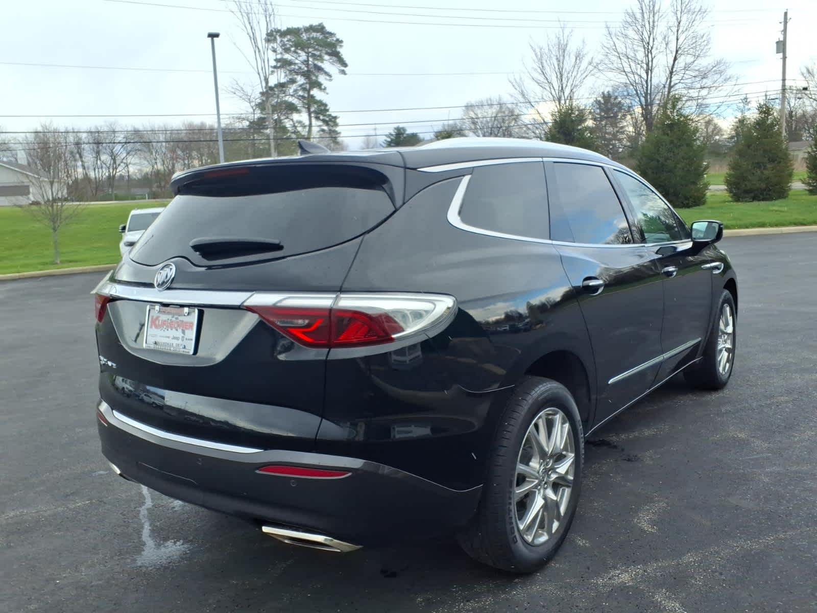 2024 Buick Enclave Essence