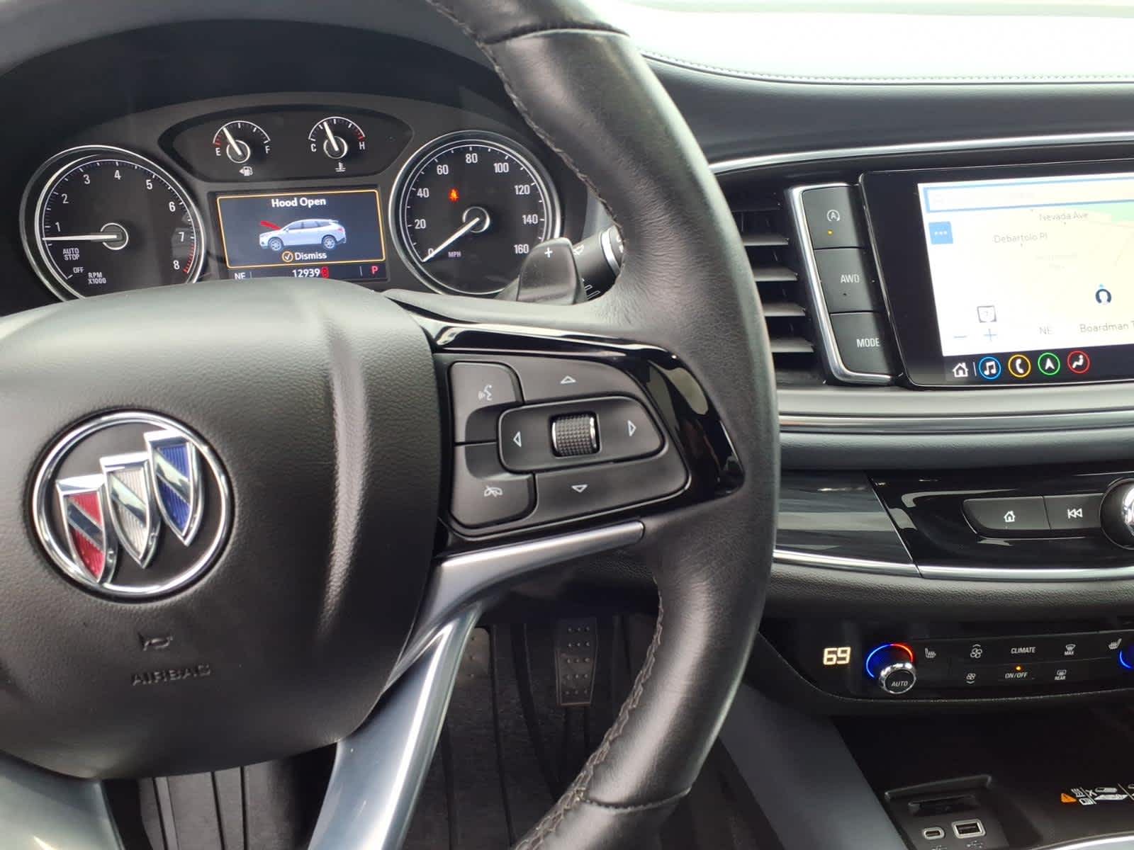 2023 Buick Enclave Essence