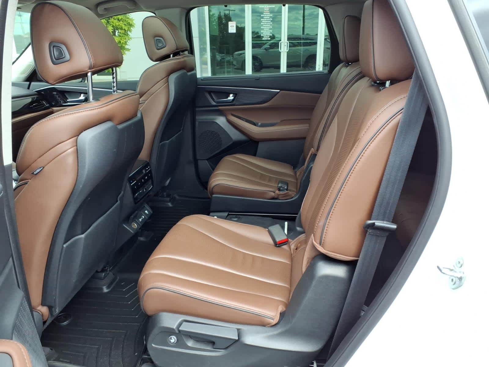 2023 Acura MDX w/Advance Package