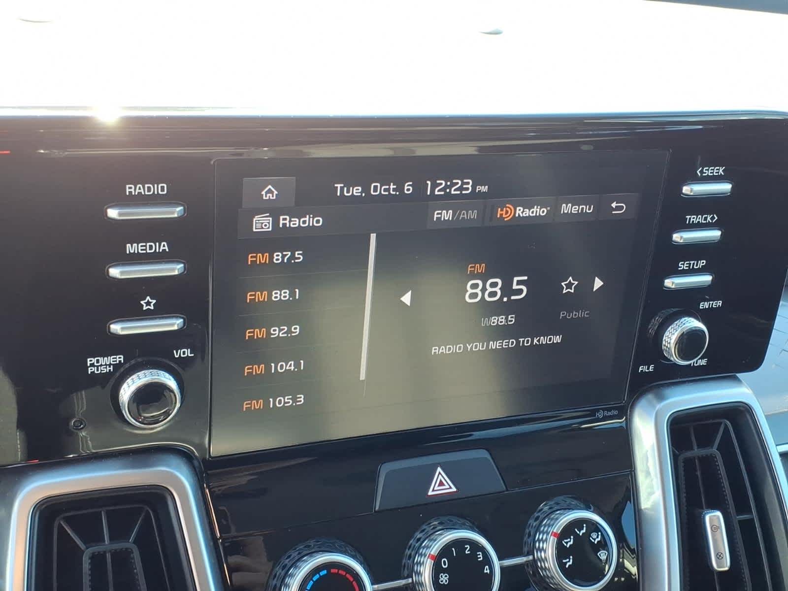2023 Kia Sorento LX