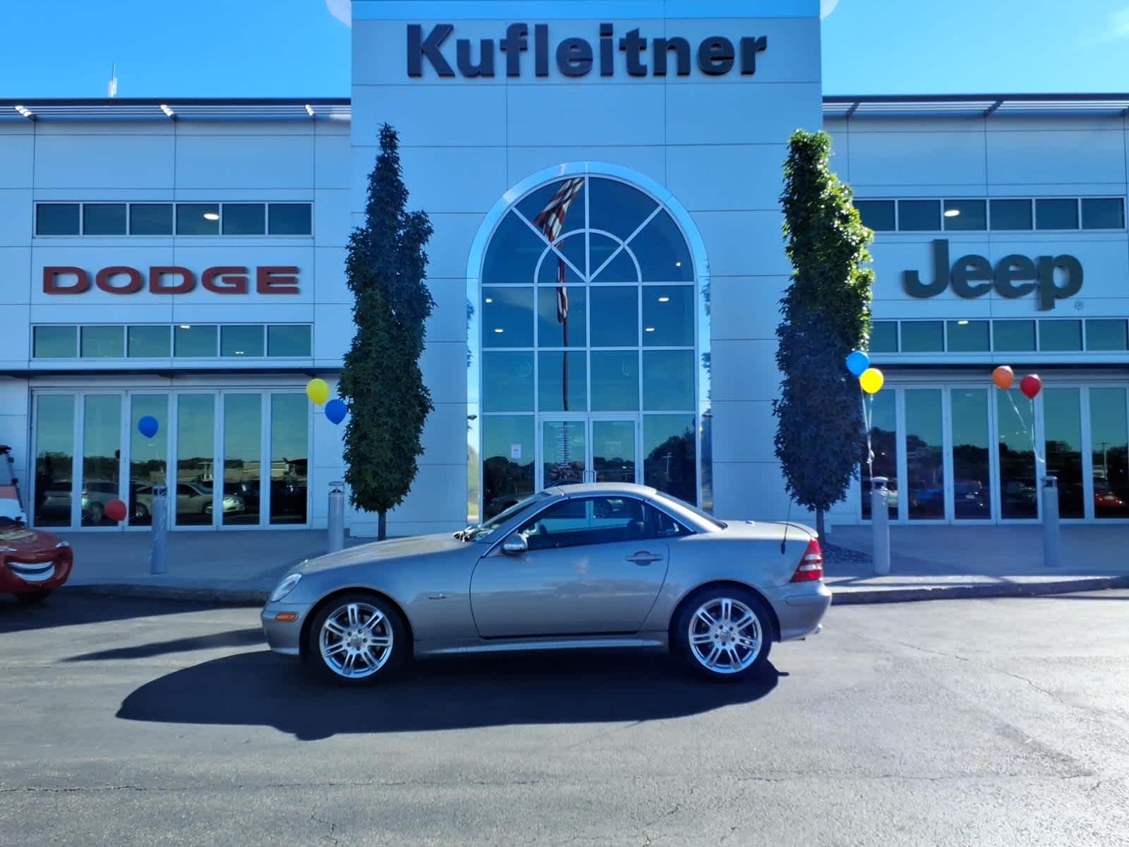 2004 Mercedes-Benz SLK Base