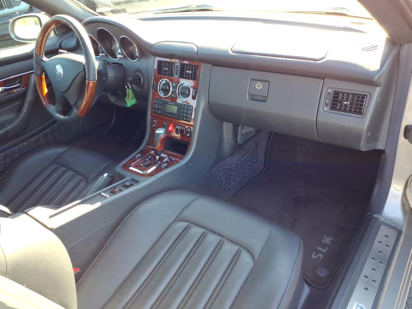 2004 Mercedes-Benz SLK Base