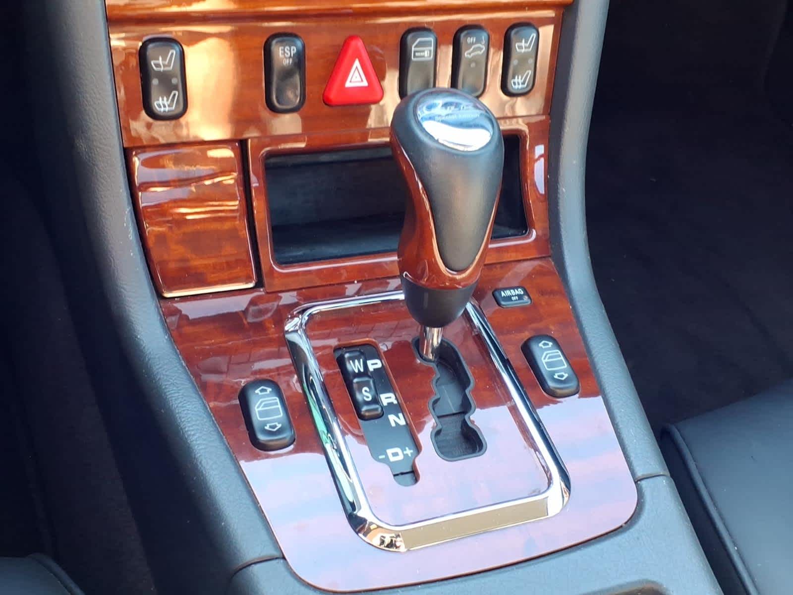 2004 Mercedes-Benz SLK Base