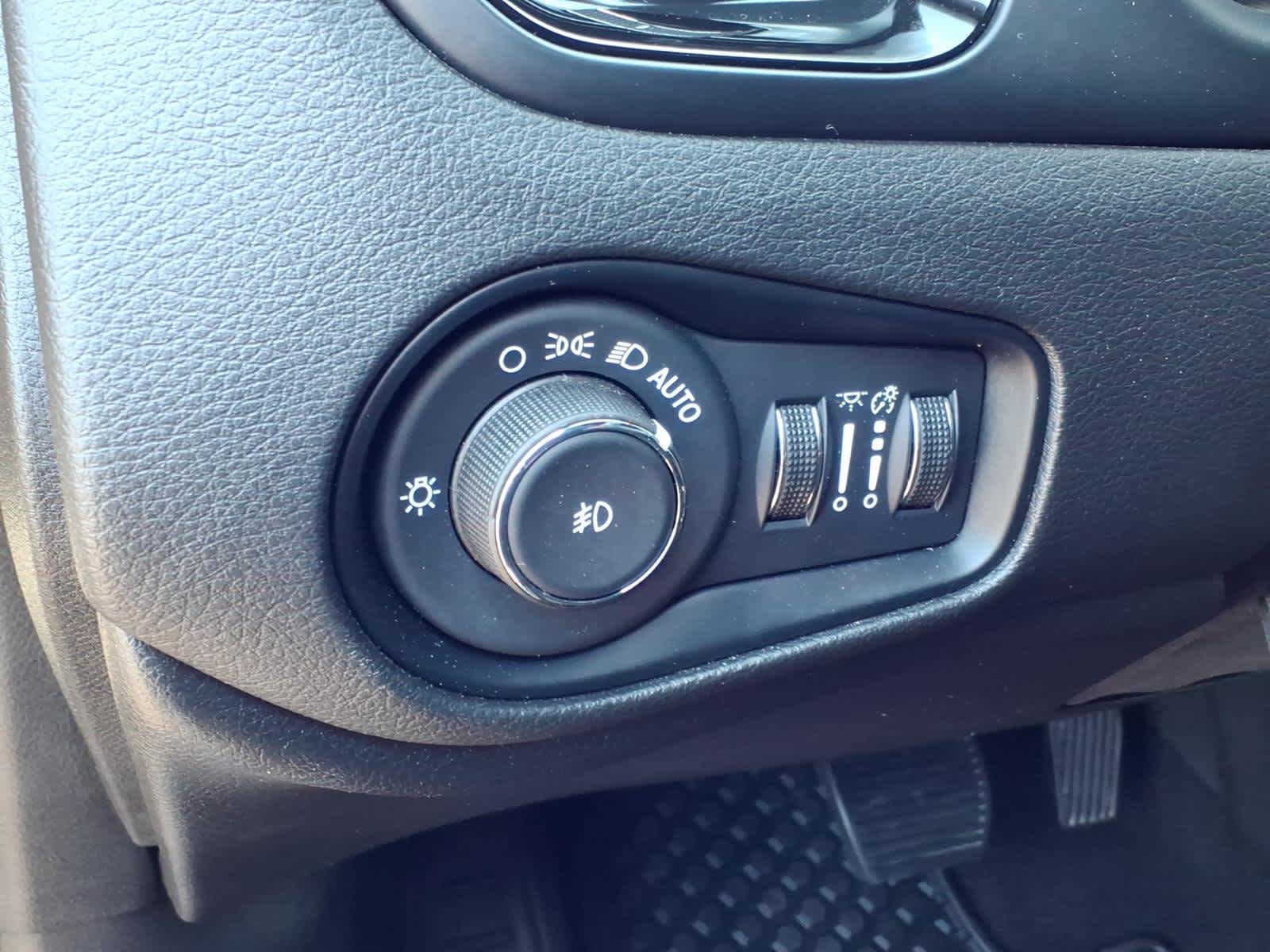 2022 Jeep Renegade Altitude